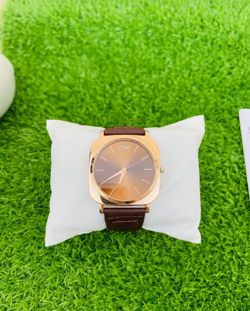 Tomi Classic Brown Watch with Leather Strap – Elegant Casual Timepiece